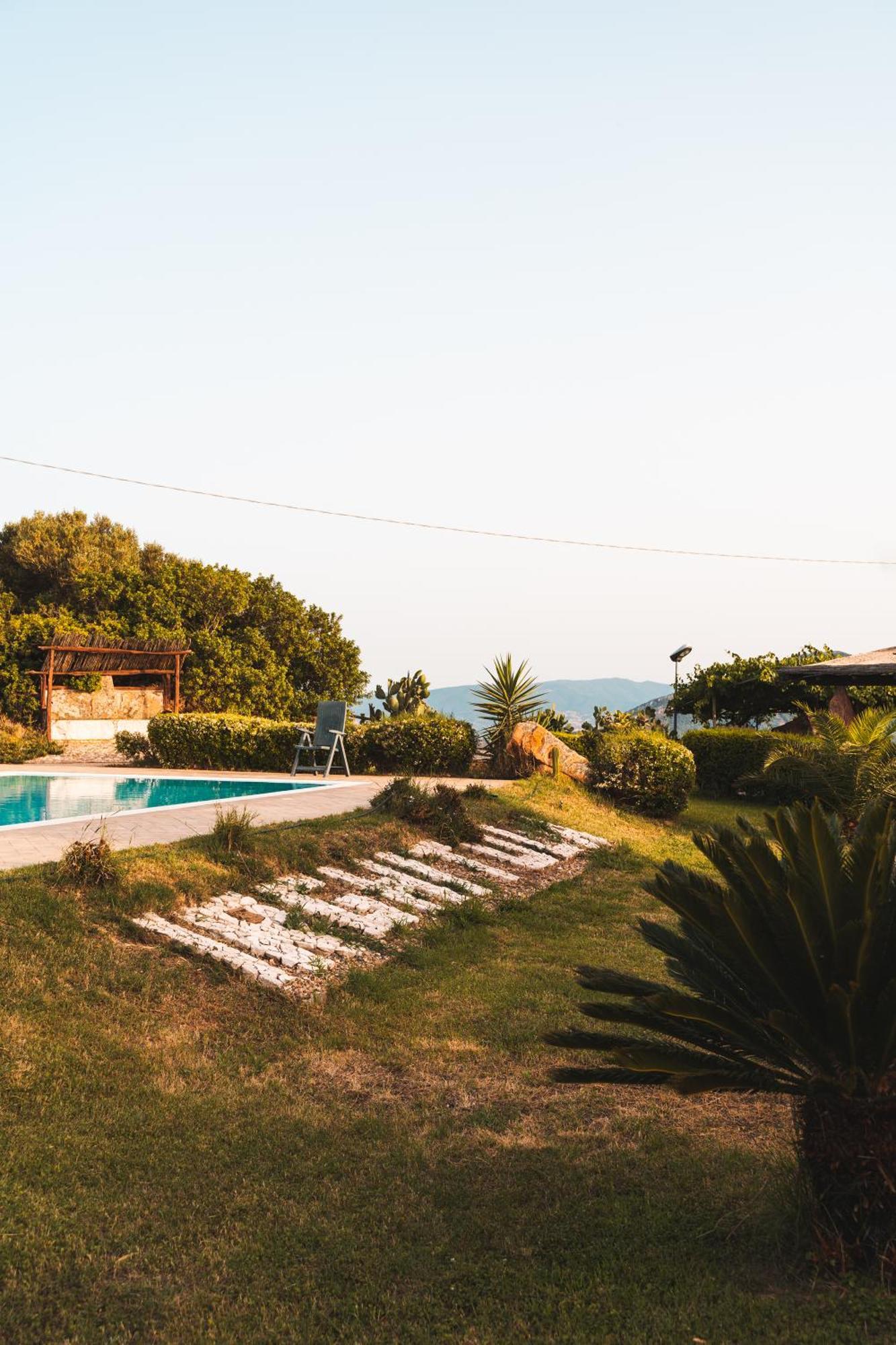 Agriturismo Irghitula Posada  Ngoại thất bức ảnh
