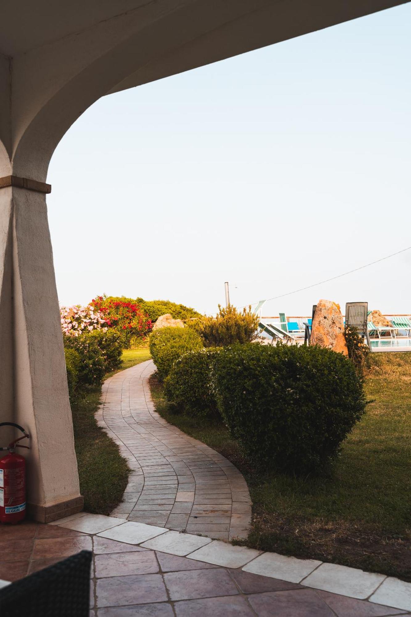 Agriturismo Irghitula Posada  Ngoại thất bức ảnh