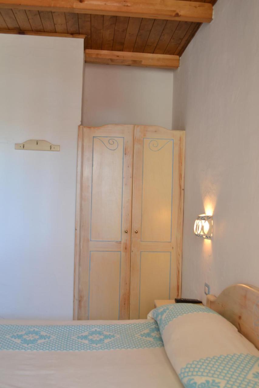 Agriturismo Irghitula Posada  Ngoại thất bức ảnh